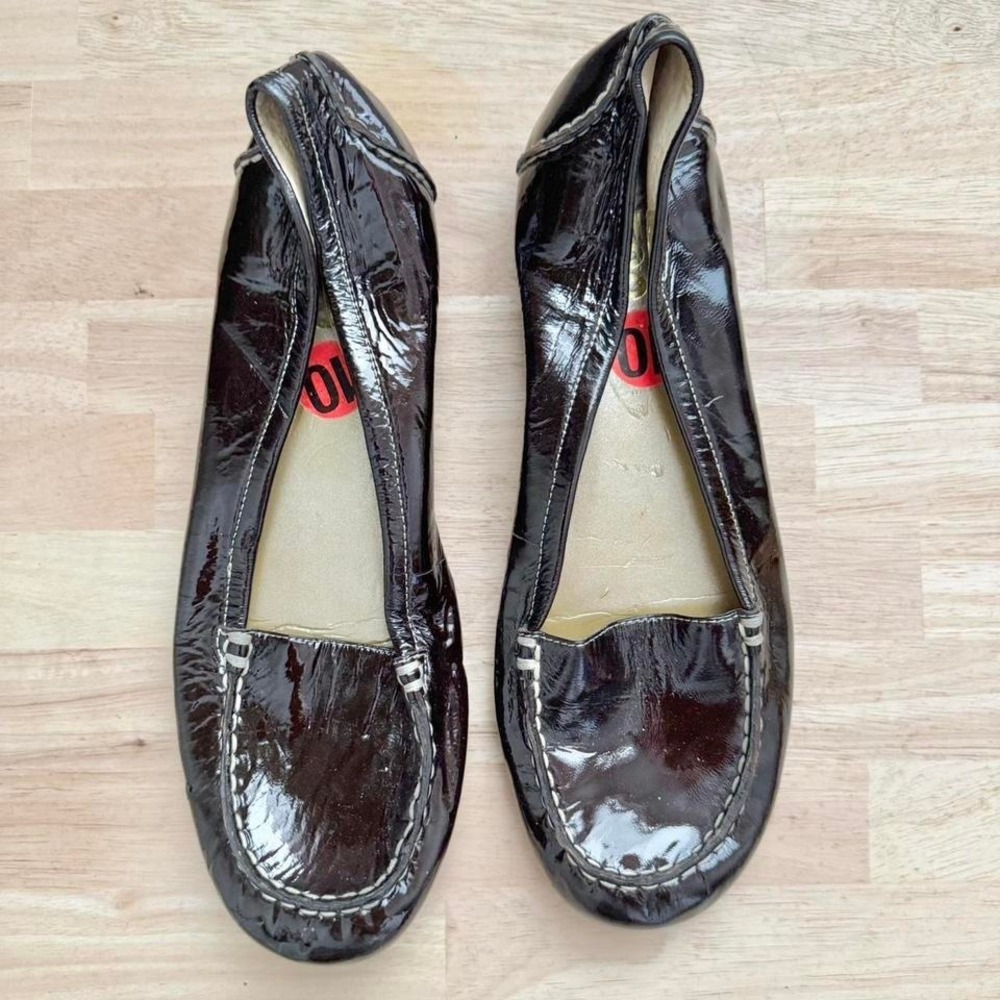 Y2K chocolate brown patent leather loafer size 10 ballet‎